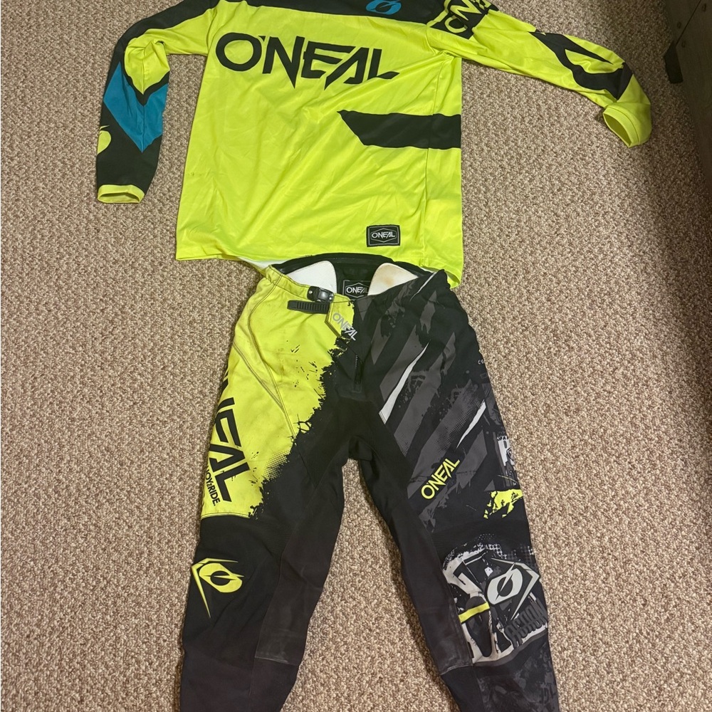O'Neill Black and Orange Apparel
